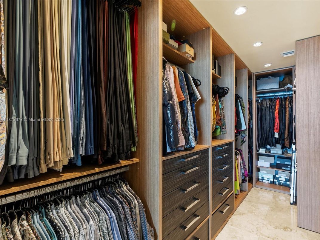 Interior, Recessed Lighting, Walk-in Closets