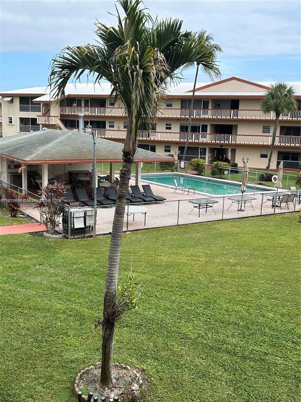 Backyard, Exterior, Pool