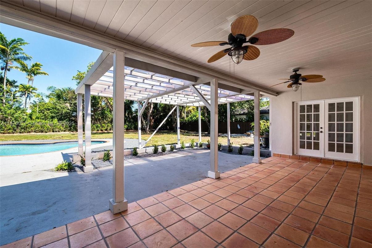Exterior, Pool, Sun Room