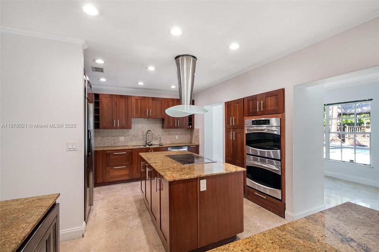 Interior, Kitchen, Pendant Lights, Recessed Lighting, Stainless Steel Appliances