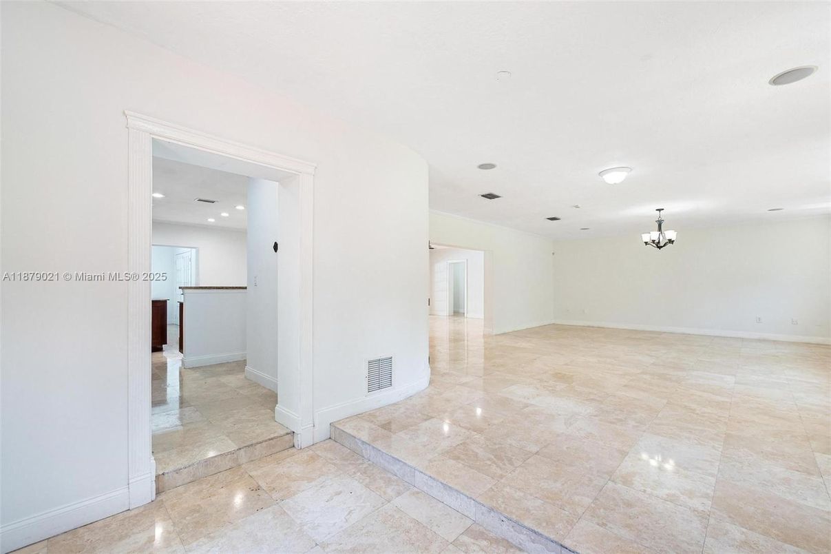 Chandelier, Empty room, Interior, Recessed Lighting