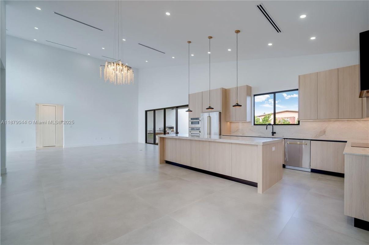Interior, Kitchen, Pendant Lights, Recessed Lighting