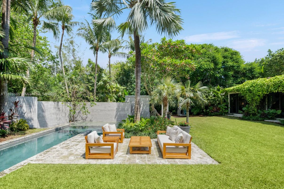 Backyard, Exterior, Pool