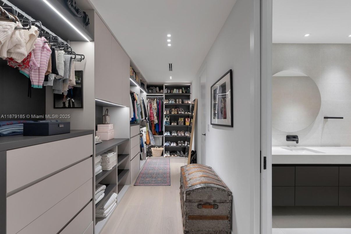 Interior, Recessed Lighting, Walk-in Closets, Wood Texture Flooring