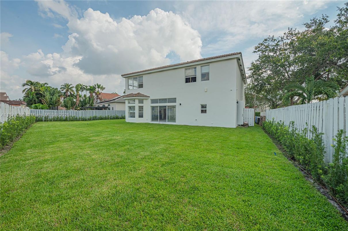 Backyard, Exterior