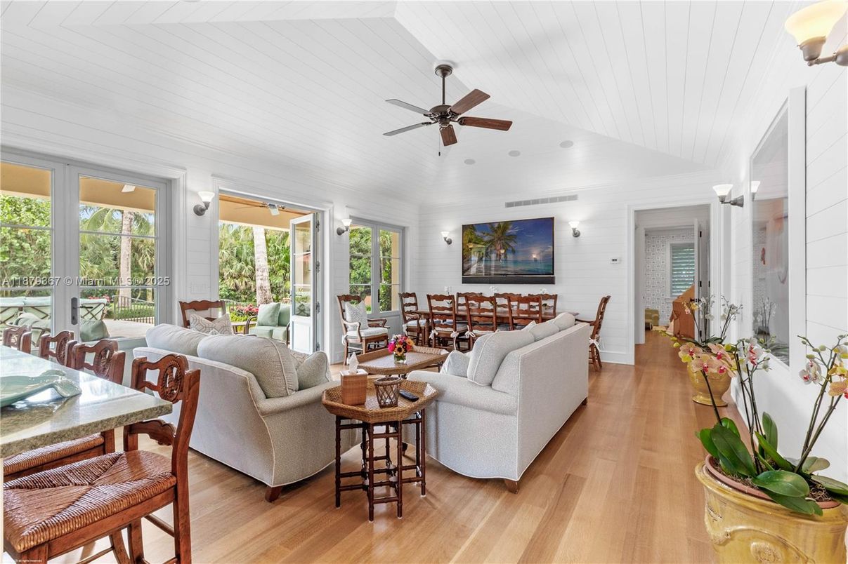 Dining room, Interior, Living room, Wood Texture Flooring