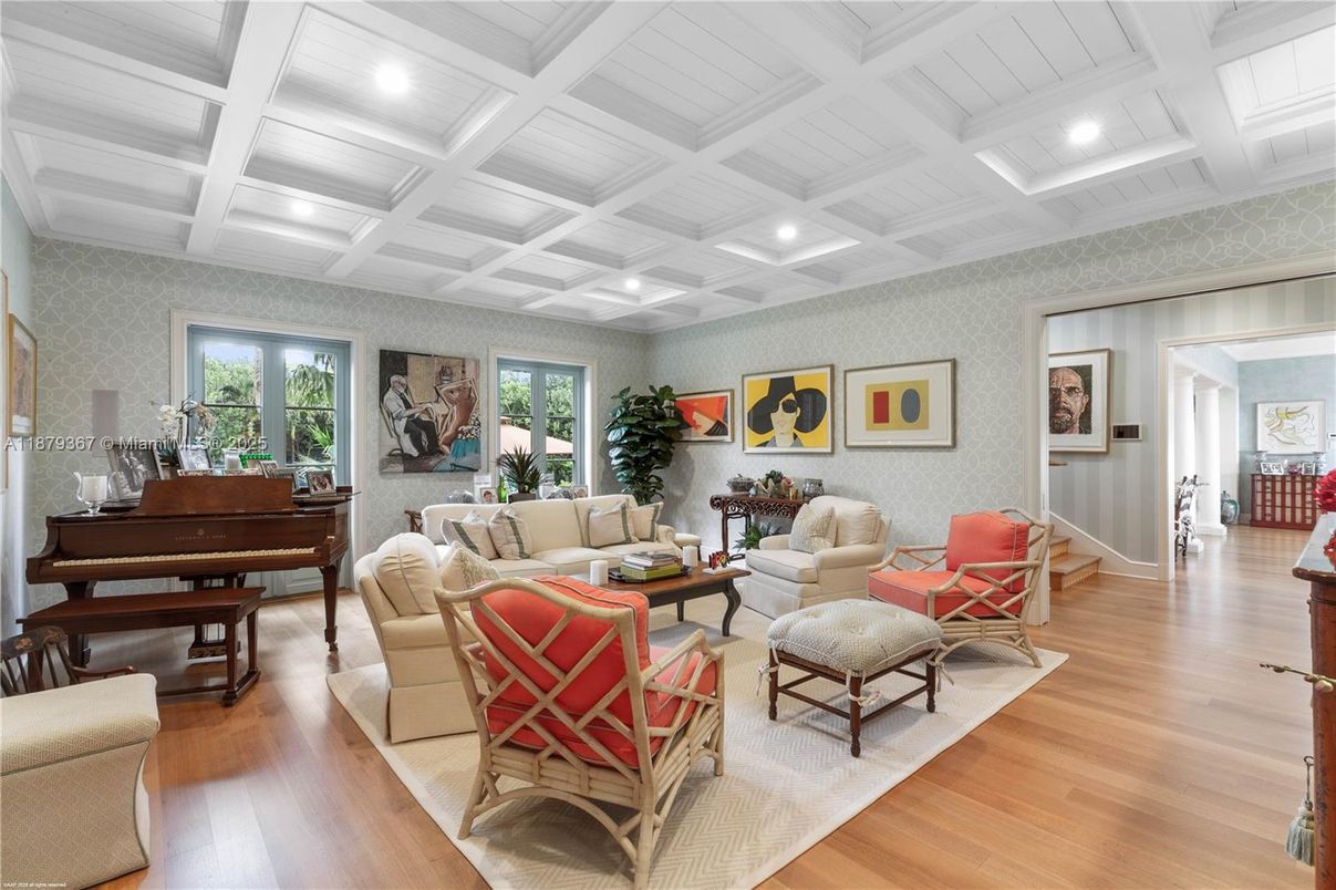 Interior, Living room, Piano, Recessed Lighting, Wood Texture Flooring