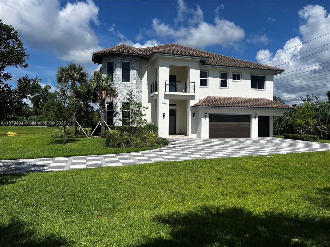 Attached, Backyard, Exterior, Facade, Mediterranean