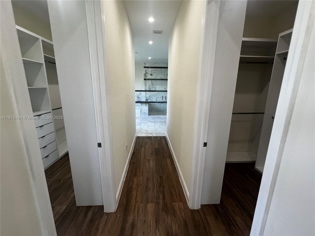Interior, Recessed Lighting, Walk-in Closets, Wood Texture Flooring