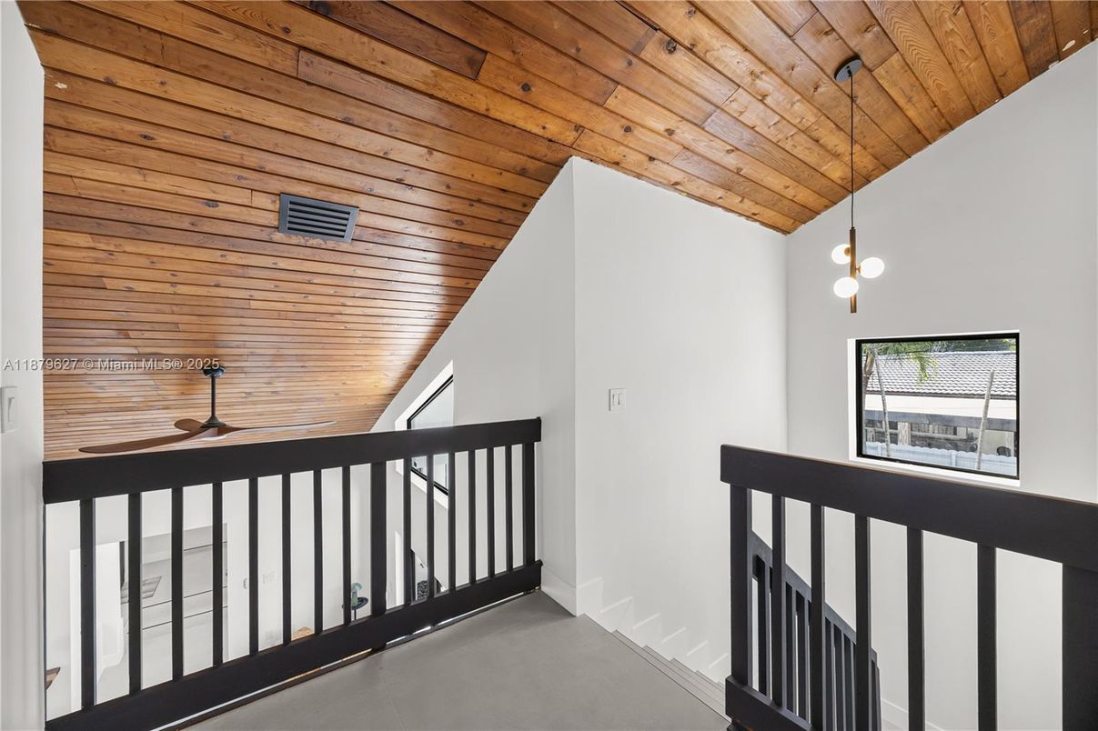 Interior, Pendant Lights, Wooden Ceilings
