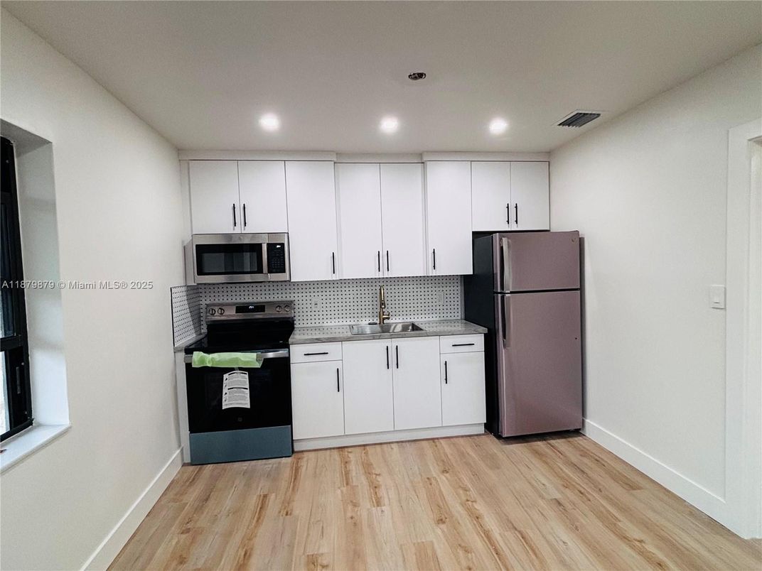 Interior, Kitchen, Recessed Lighting, Wood Texture Flooring