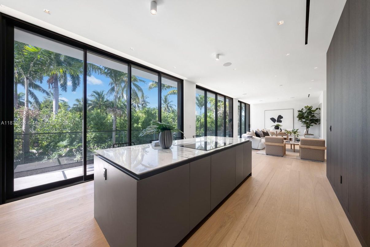 Interior, Kitchen, Living room, Recessed Lighting, Wood Texture Flooring