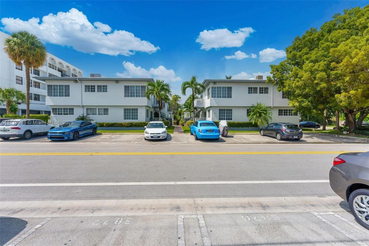 Exterior, Facade, Condo Building