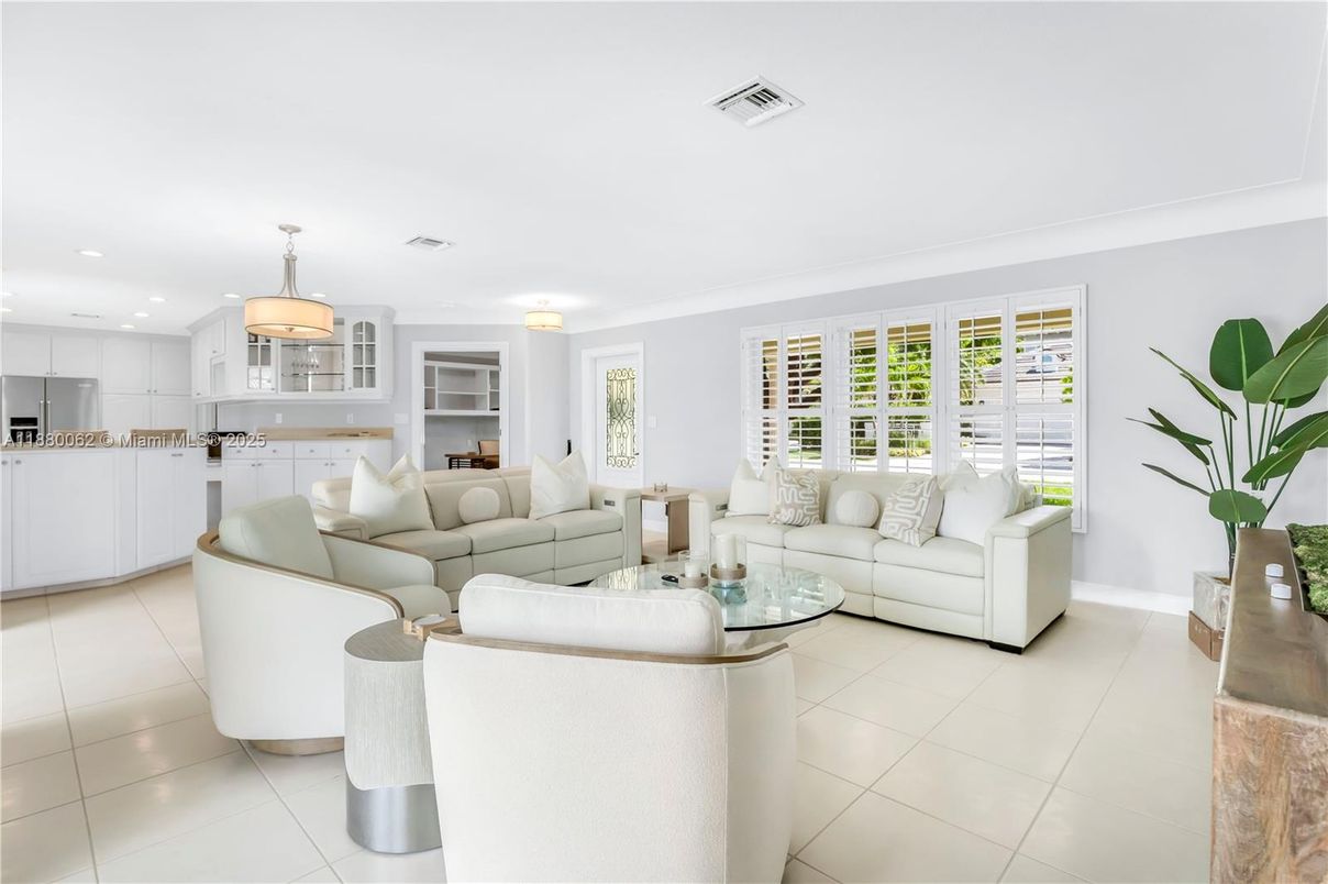 Interior, Kitchen, Living room, Pendant Lights, Recessed Lighting