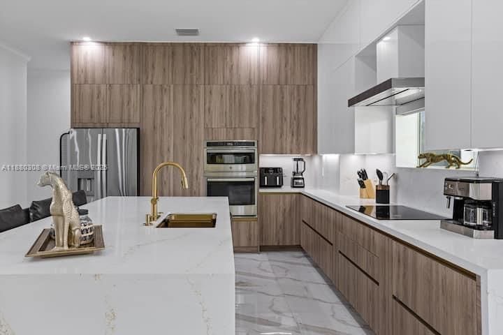 Interior, Kitchen, Marble, Recessed Lighting, Stainless Steel Appliances