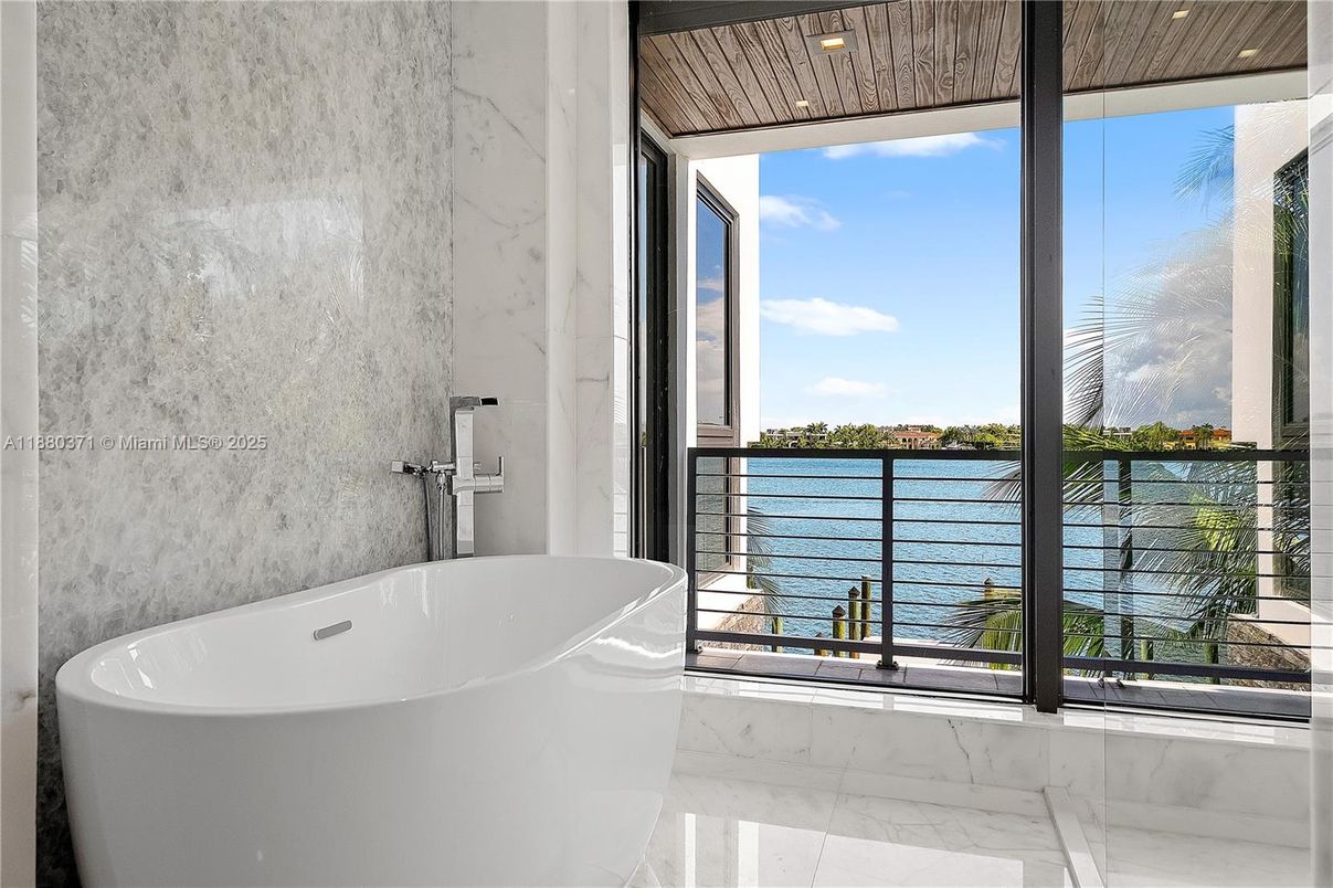 Bathroom, Free Standing Baths, Interior, Marble, Marble Walls, Water