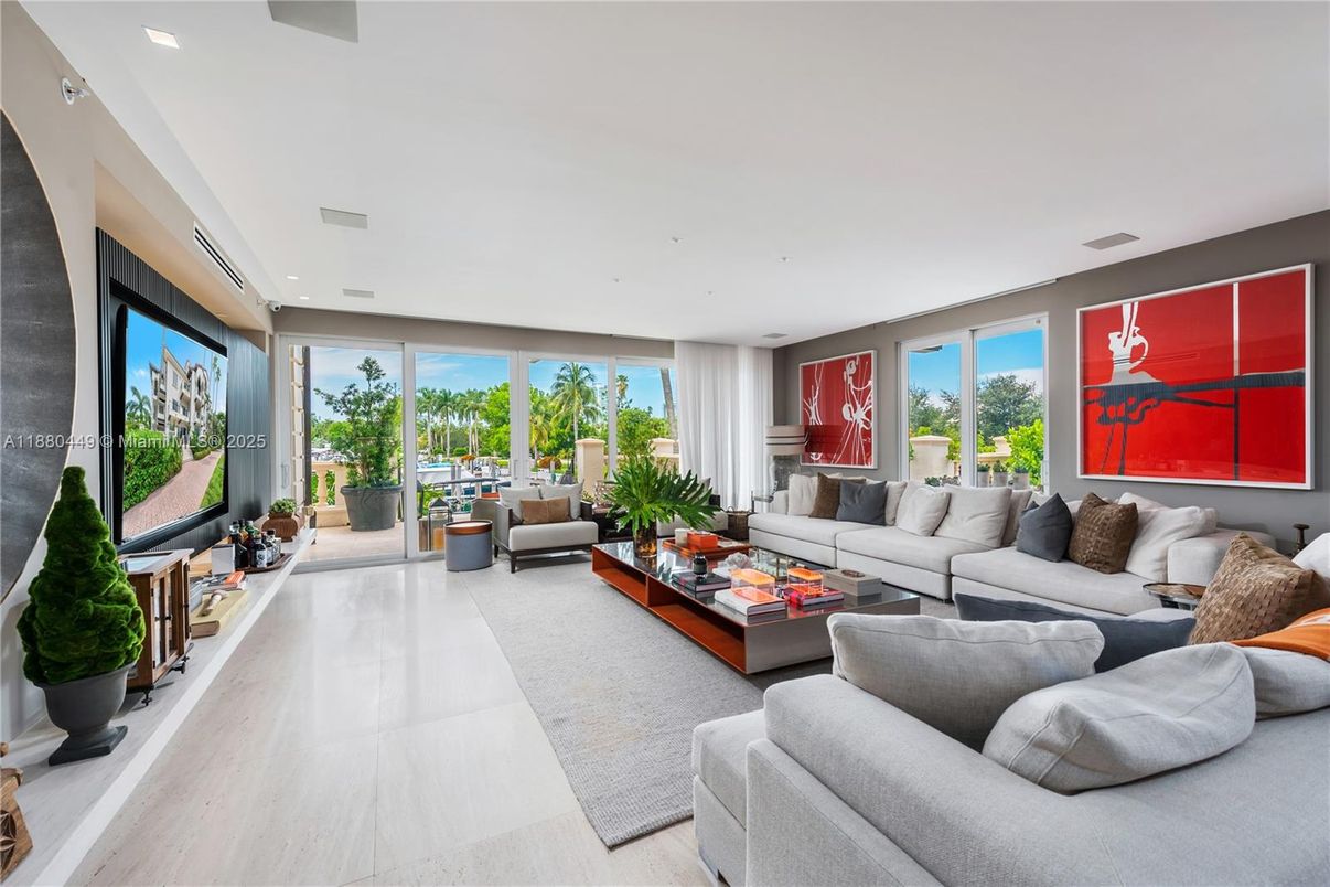 Interior, Living room, Recessed Lighting