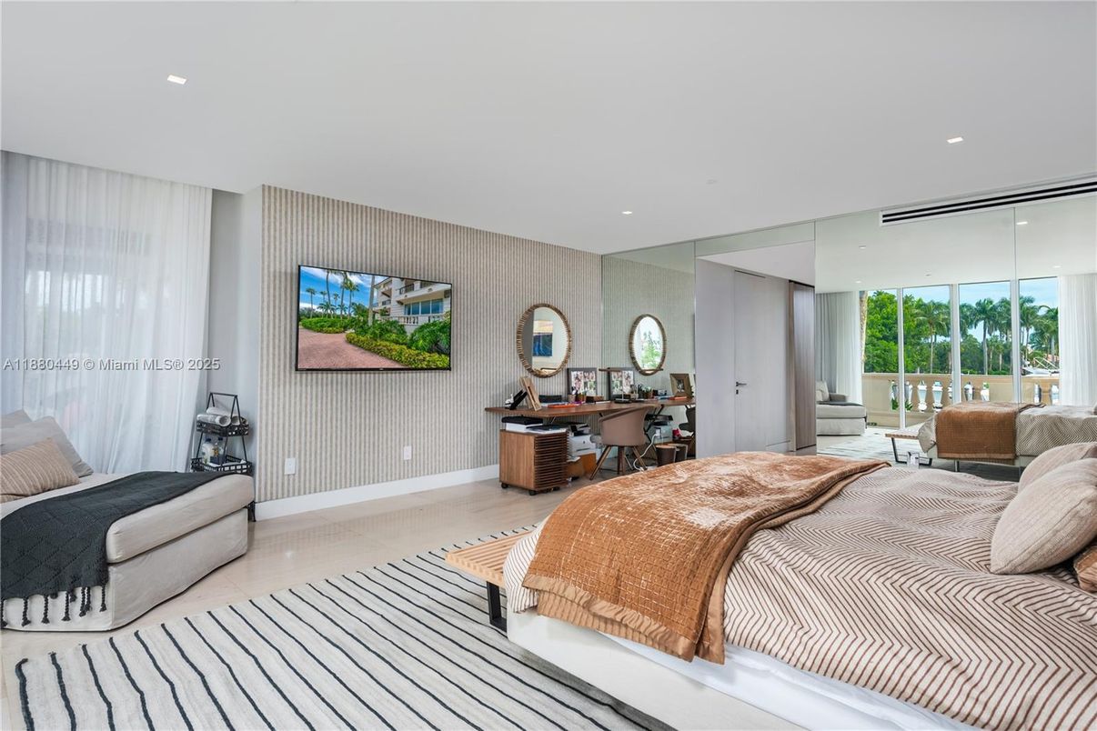 Bedroom, Home Office, Interior, Recessed Lighting