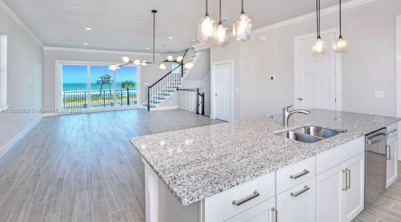Interior, Kitchen, Pendant Lights, Recessed Lighting, Water, Wood Texture Flooring
