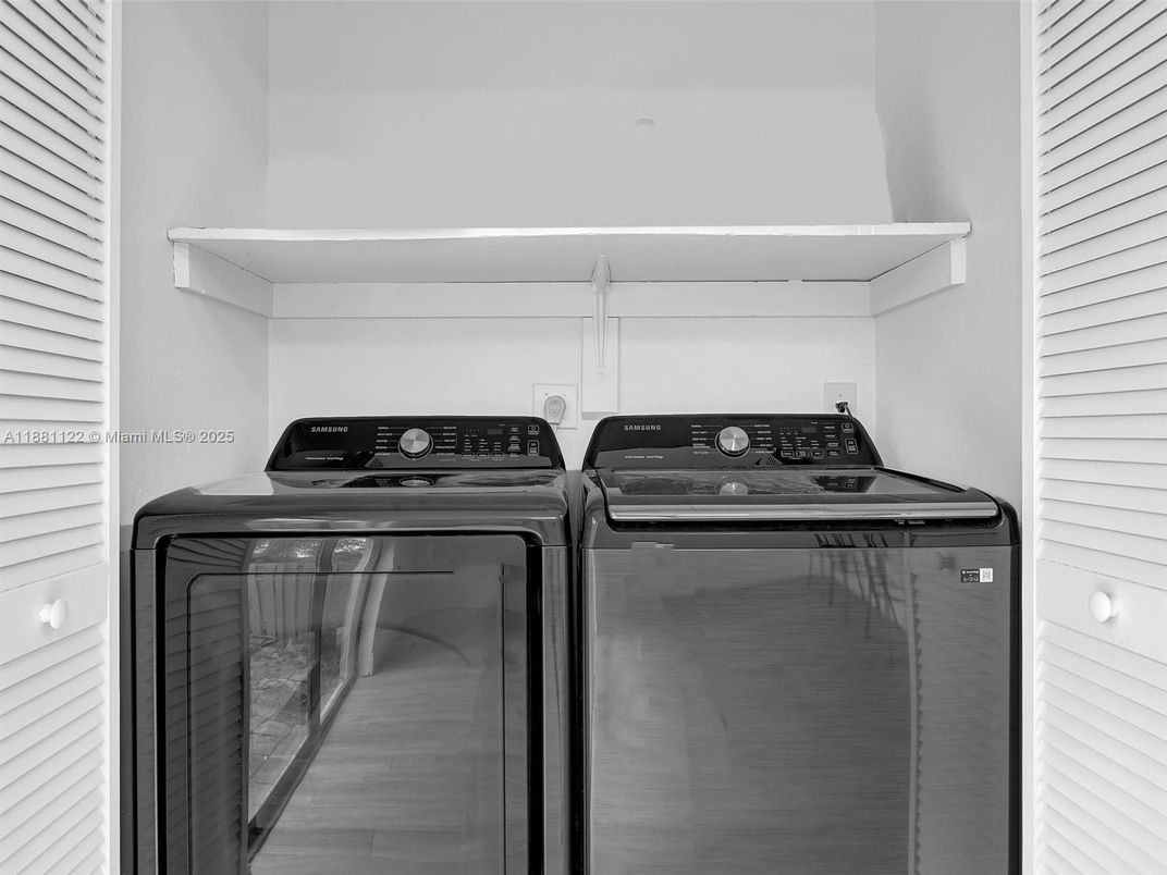 Interior, Utility Closets, Washer