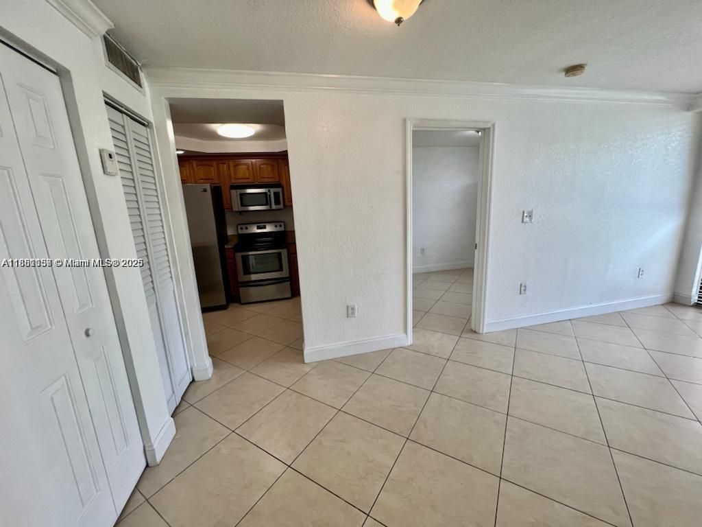 Empty room, Interior, Kitchen, Stainless Steel Appliances