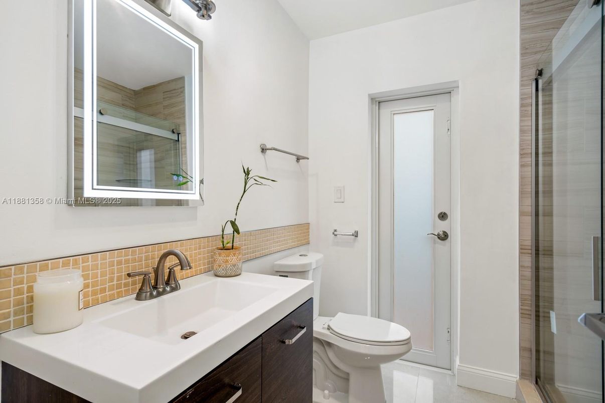 Bathroom, Glass Shower, Interior