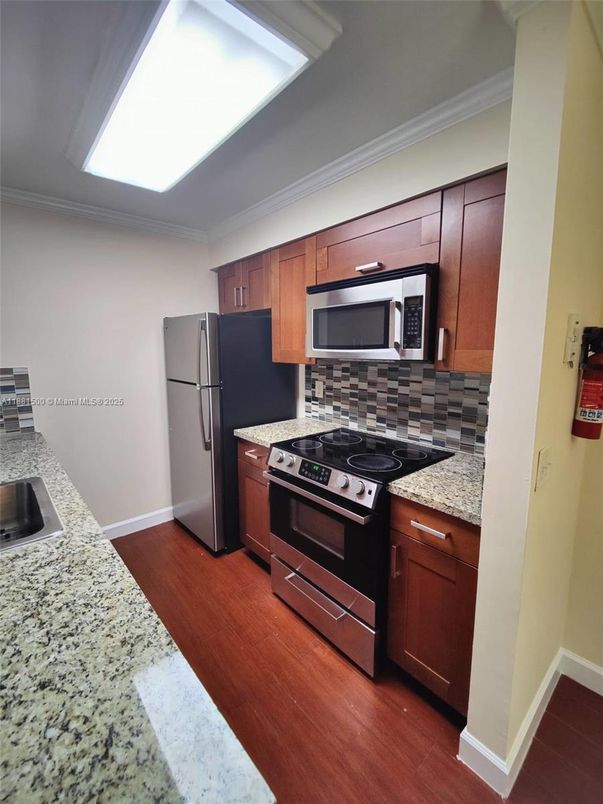 Interior, Kitchen, Stainless Steel Appliances, Wood Texture Flooring