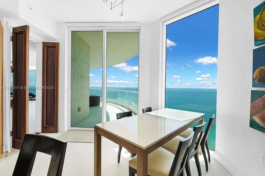 Dining room, Interior, Water