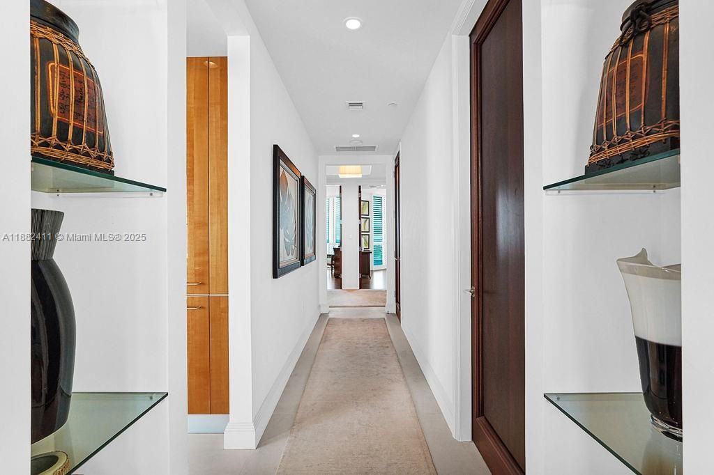 Interior, Recessed Lighting