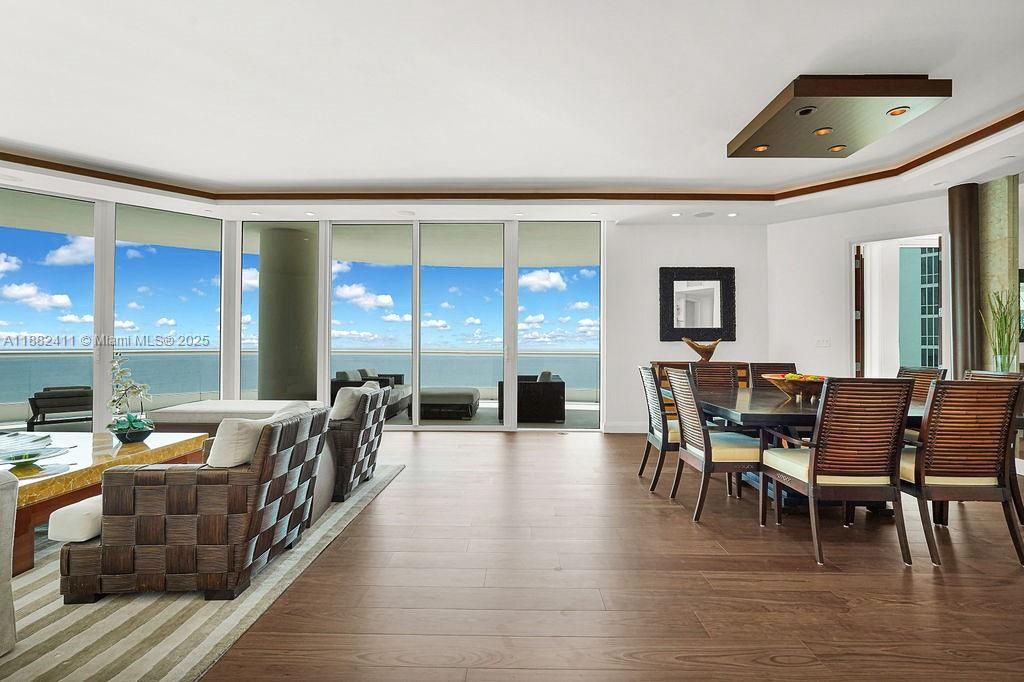 Dining room, Interior, Living room, Recessed Lighting, Water, Wood Texture Flooring