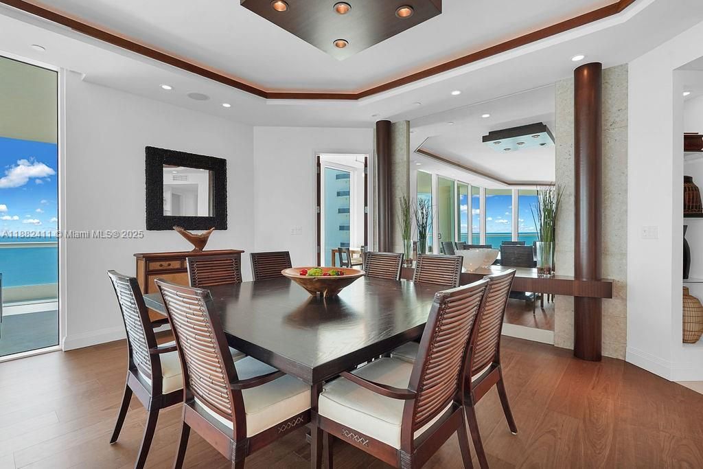Dining room, Interior, Recessed Lighting, Water, Wood Texture Flooring