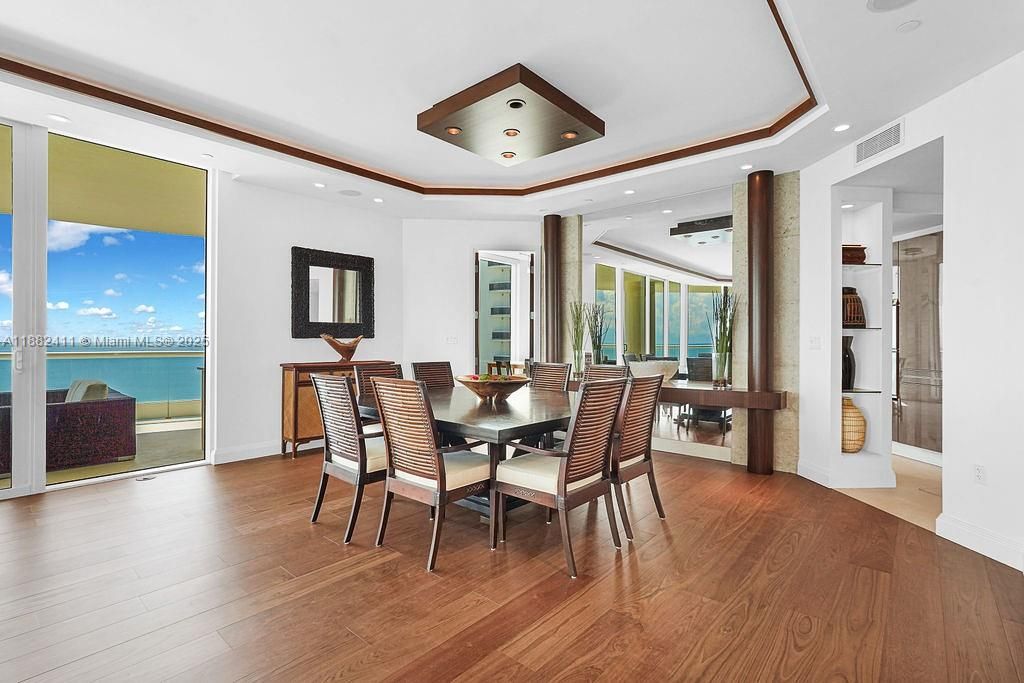 Dining room, Interior, Recessed Lighting, Water, Wood Texture Flooring