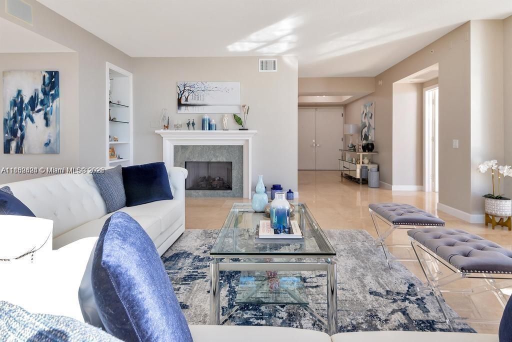 Fireplace, Interior, Living room