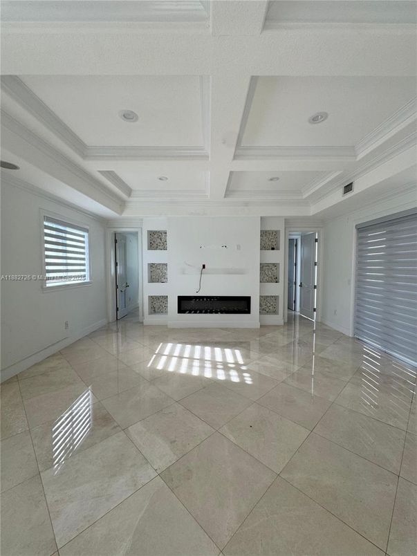 Empty room, Fireplace, Interior, Recessed Lighting