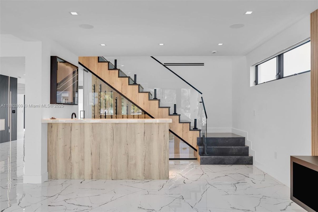 Interior, Marble, Recessed Lighting