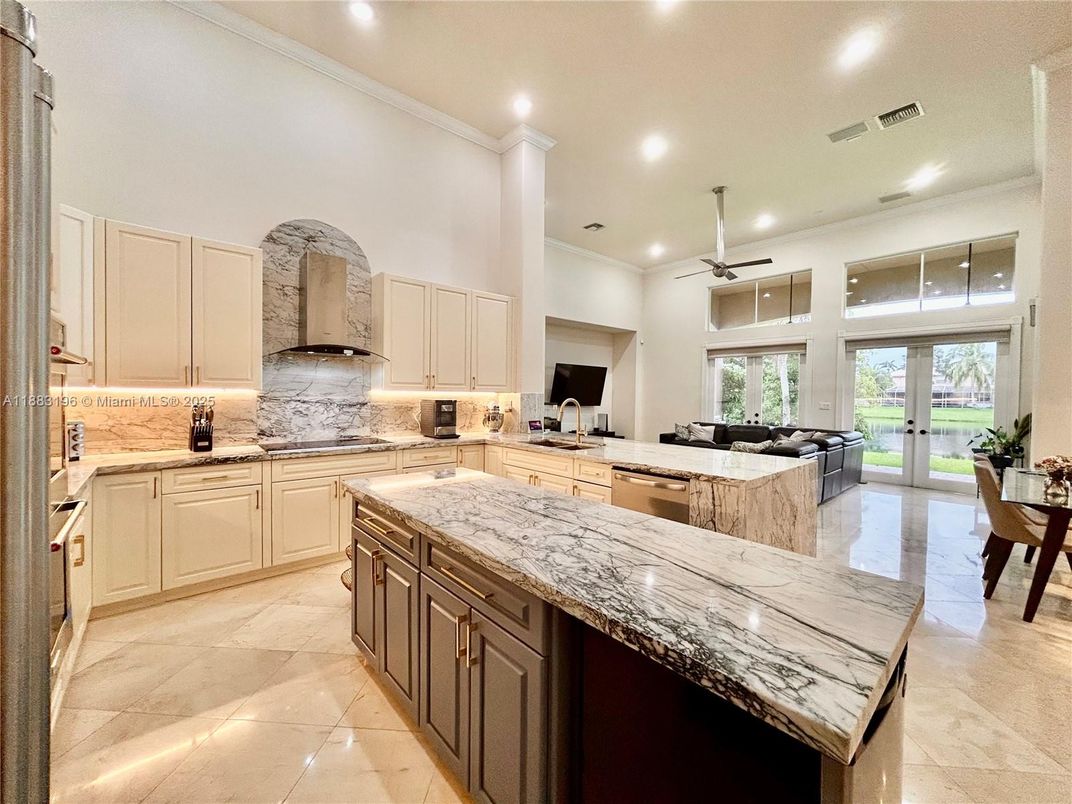 Interior, Kitchen, Recessed Lighting