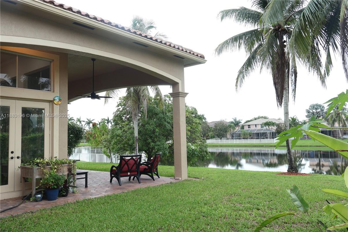 Backyard, Exterior, Water