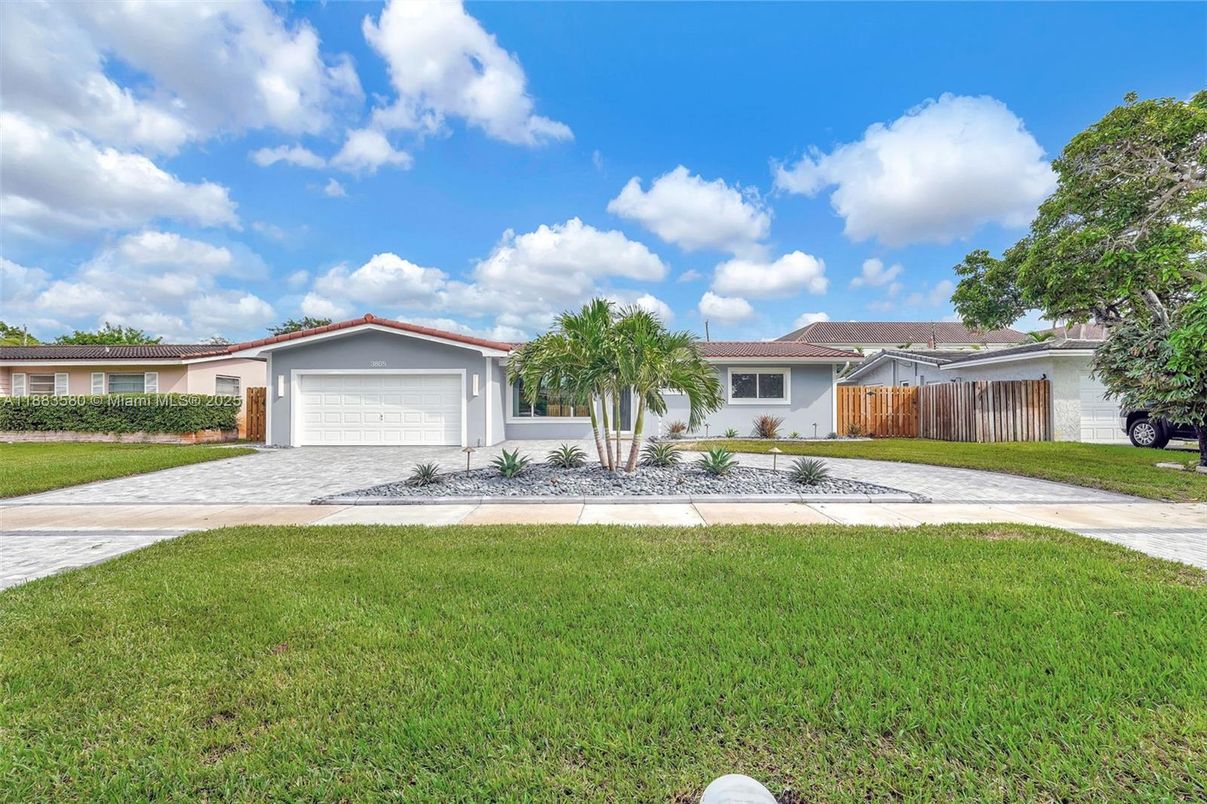 Attached, Backyard, Exterior, Facade, Ranch