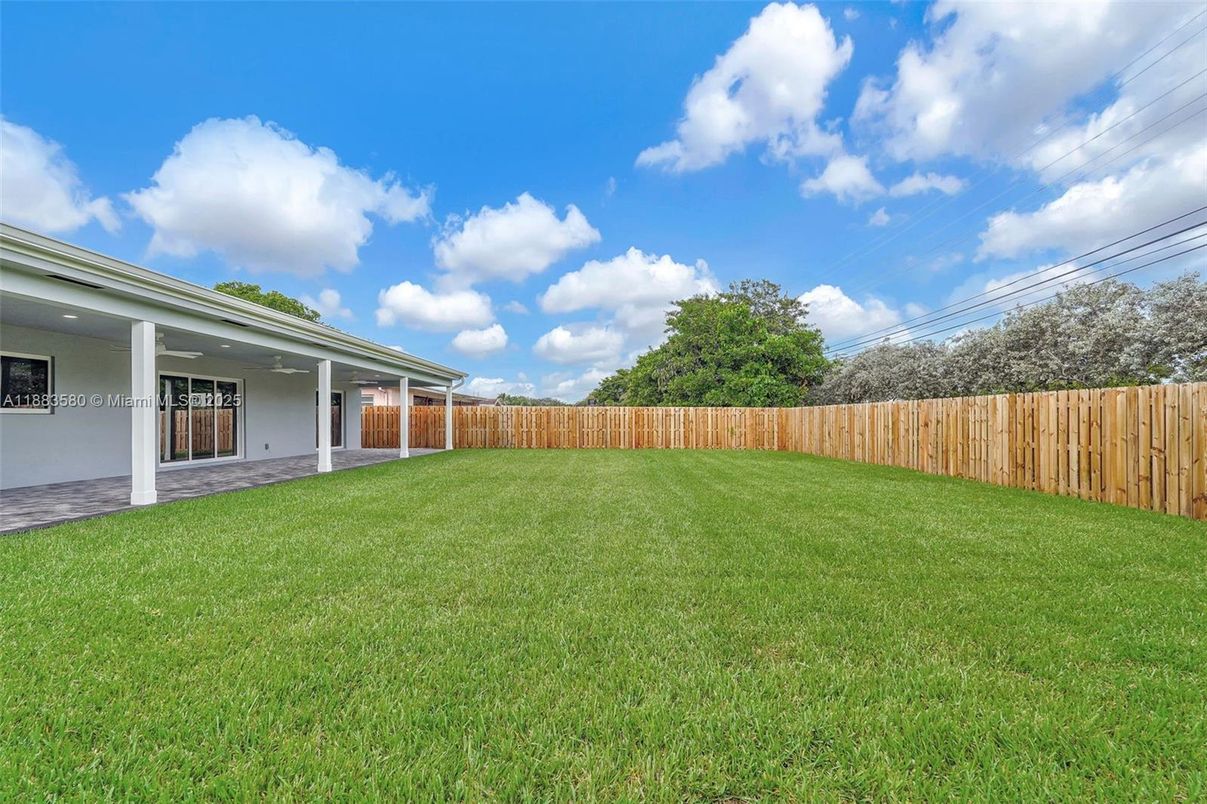 Backyard, Exterior
