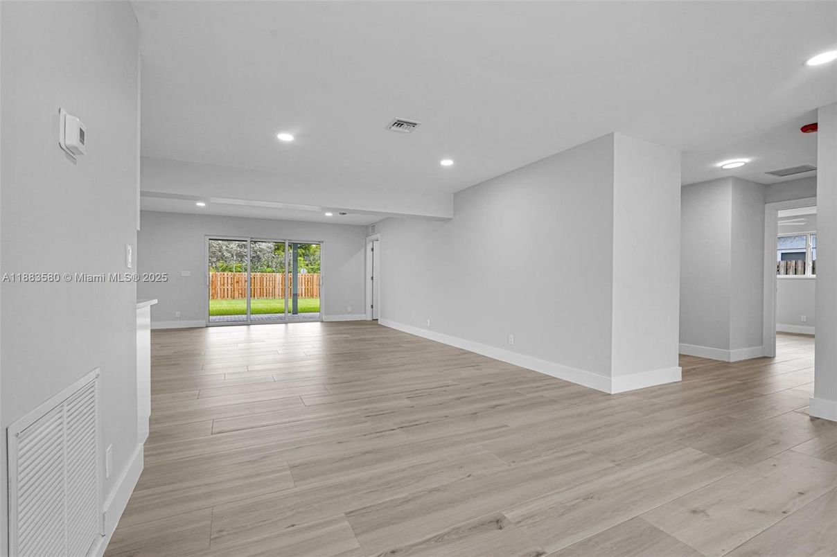 Empty room, Interior, Recessed Lighting, Wood Texture Flooring