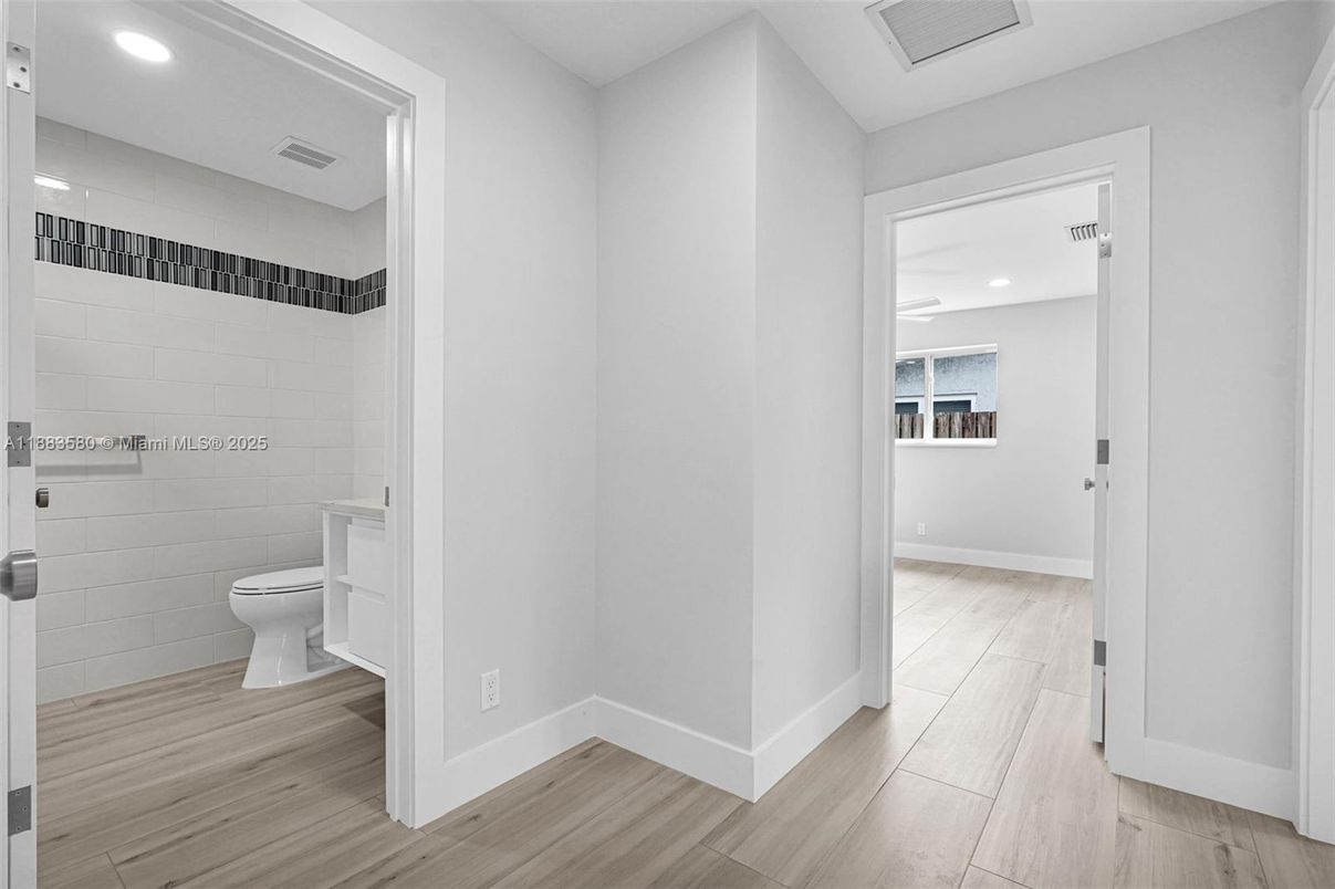Bathroom, Interior, Recessed Lighting, Wood Texture Flooring