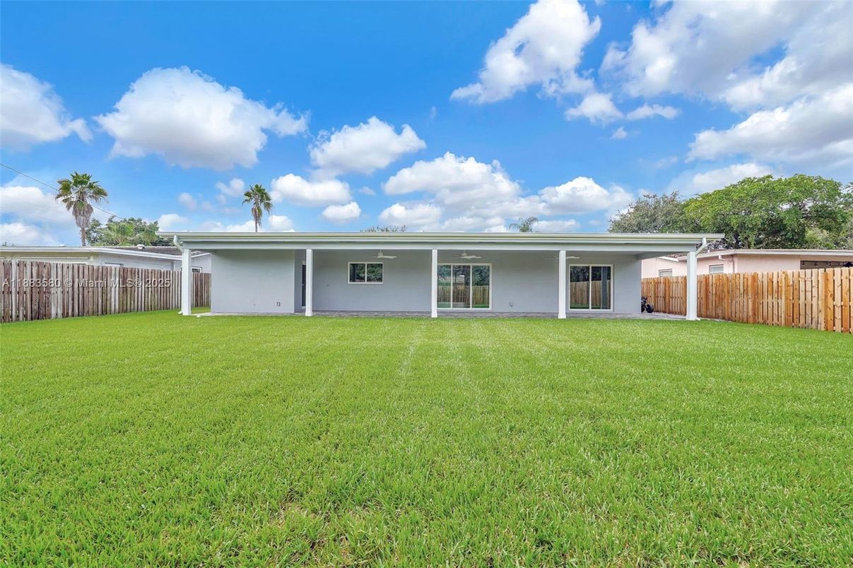 Backyard, Exterior