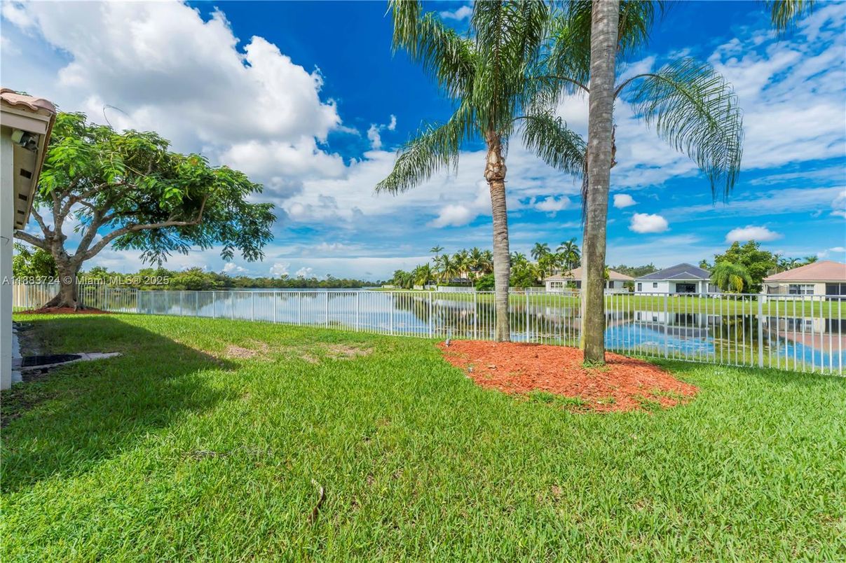 Backyard, Exterior, Water