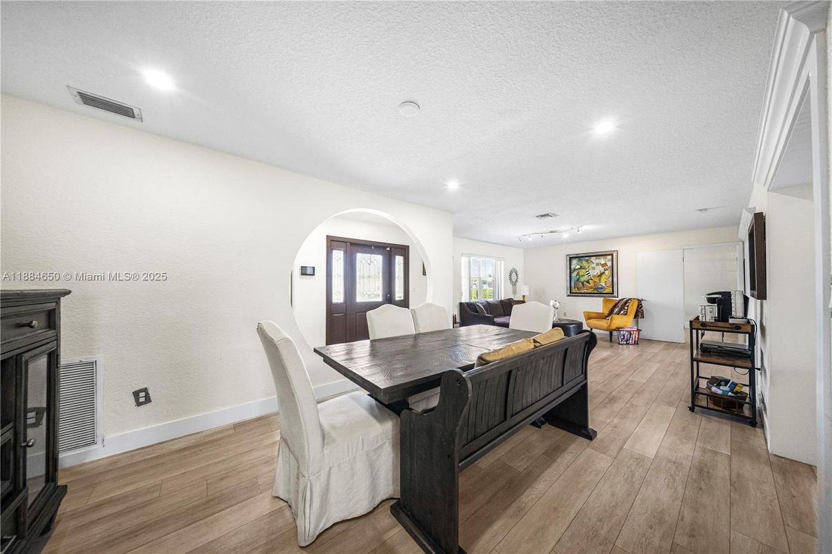 Dining room, Interior, Living room, Recessed Lighting, Wood Texture Flooring