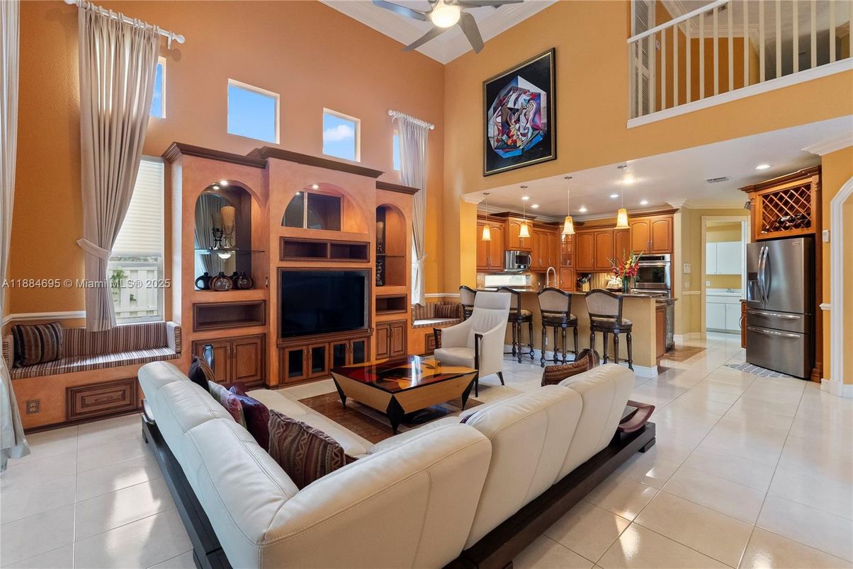 Interior, Kitchen, Living room, Recessed Lighting, Stainless Steel Appliances