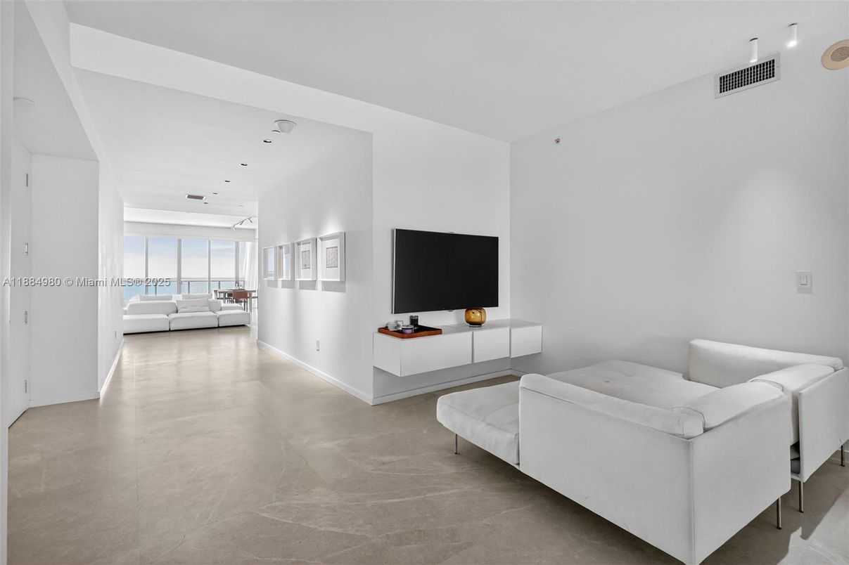 Interior, Living room, Recessed Lighting