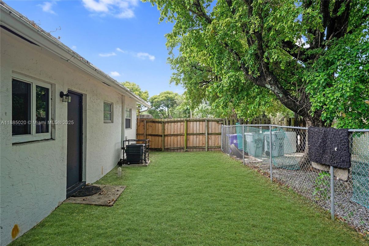 Backyard, Exterior