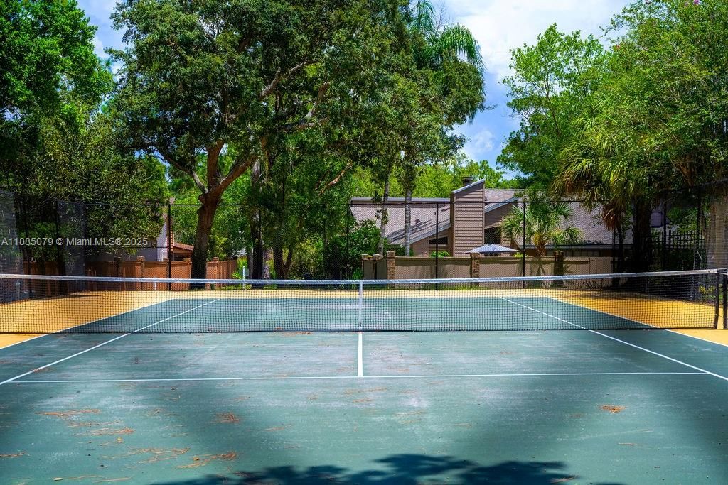 Exterior, Tennis Courts