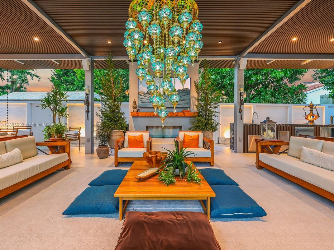 Chandelier, Interior, Living room, Recessed Lighting
