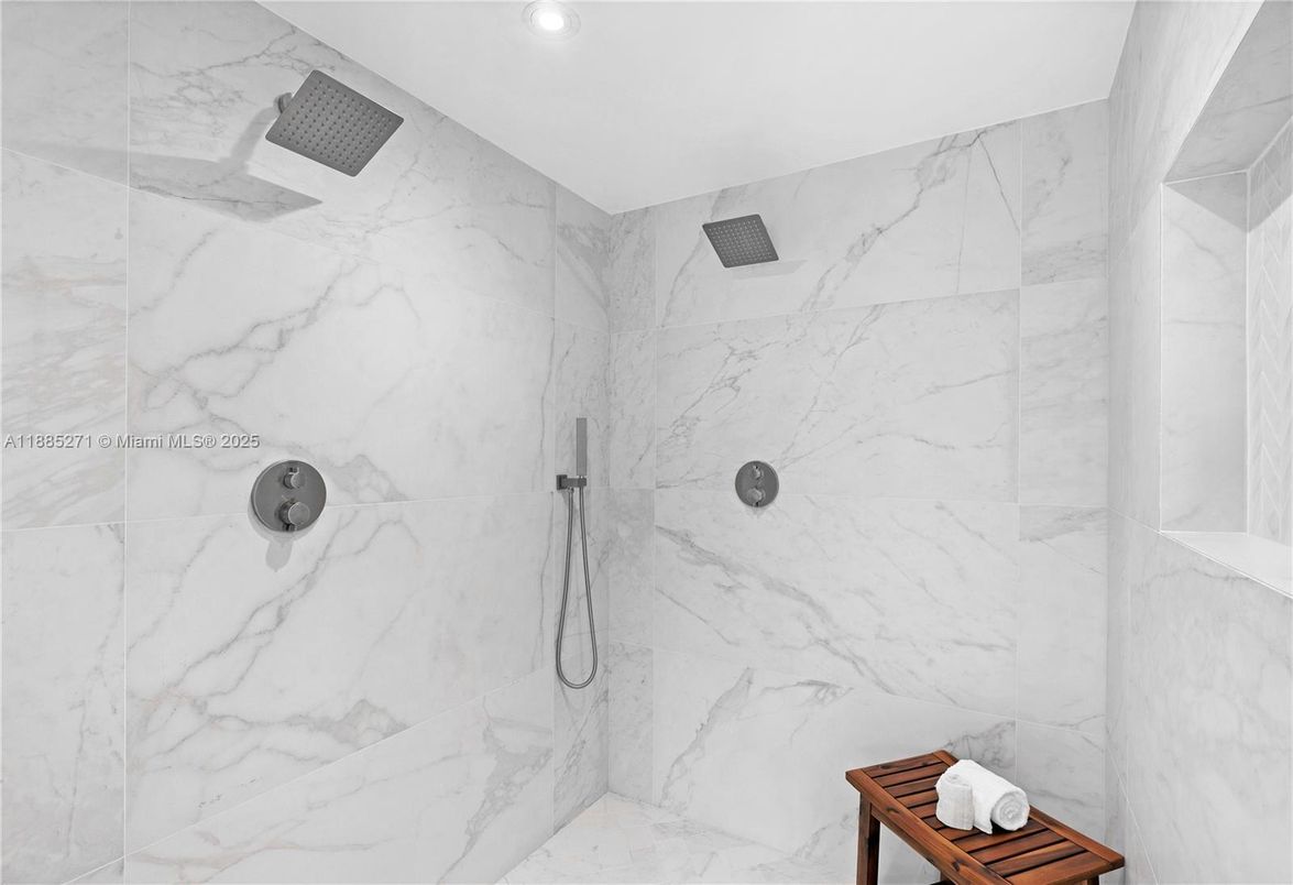 Bathroom, Interior, Marble, Marble Walls, Recessed Lighting